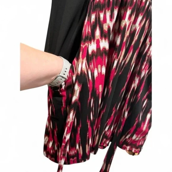 Charlotte Russe Black and Red Patterned Mini Dress - Picture 6 of 8